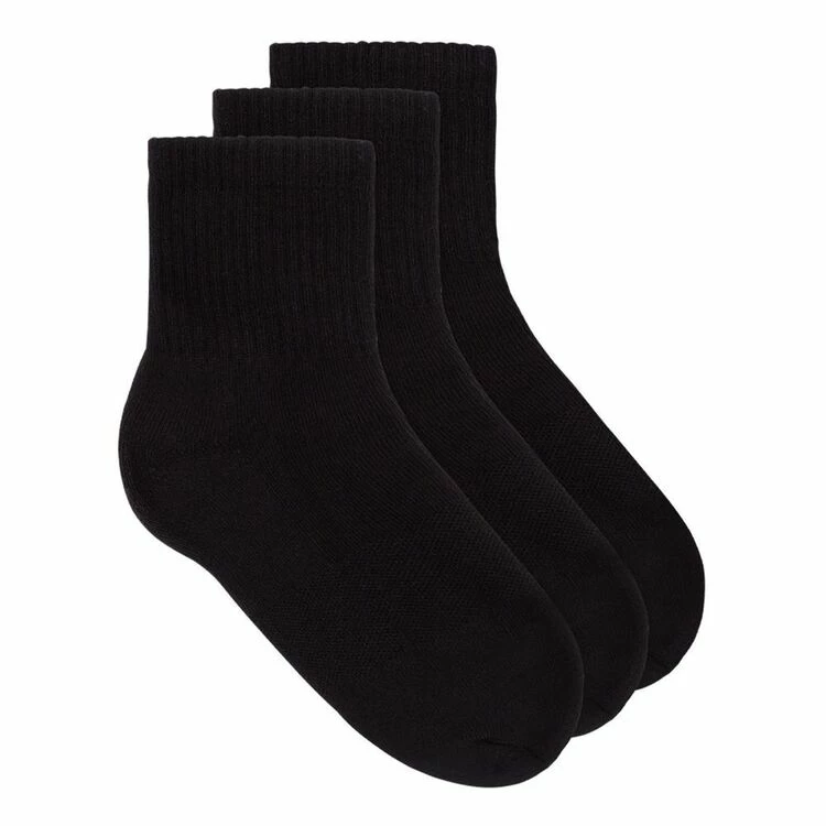 Underworks Eco Friendly Bamboo Sport Quarter Crew Socks 3 Pack Black - Image 3