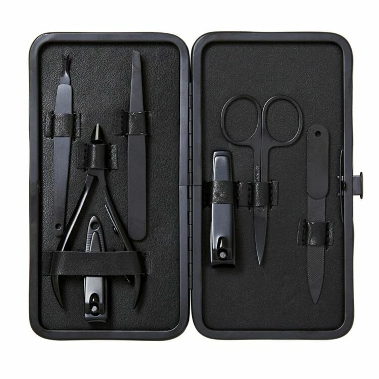 Kenneth Cole Manicure Set