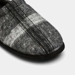 Bronson Aaron Men's Slipper Gift Box Black & Grey