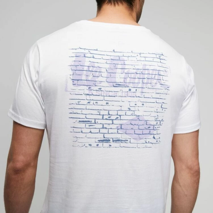 Lee Cooper Script Font & Brick Wall Printed T-Shirt White - Image 2