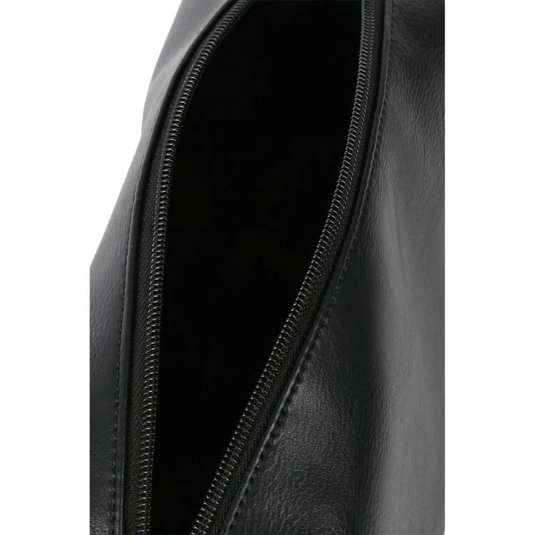 Van Heusen Toiletry Bag With Grooming Set